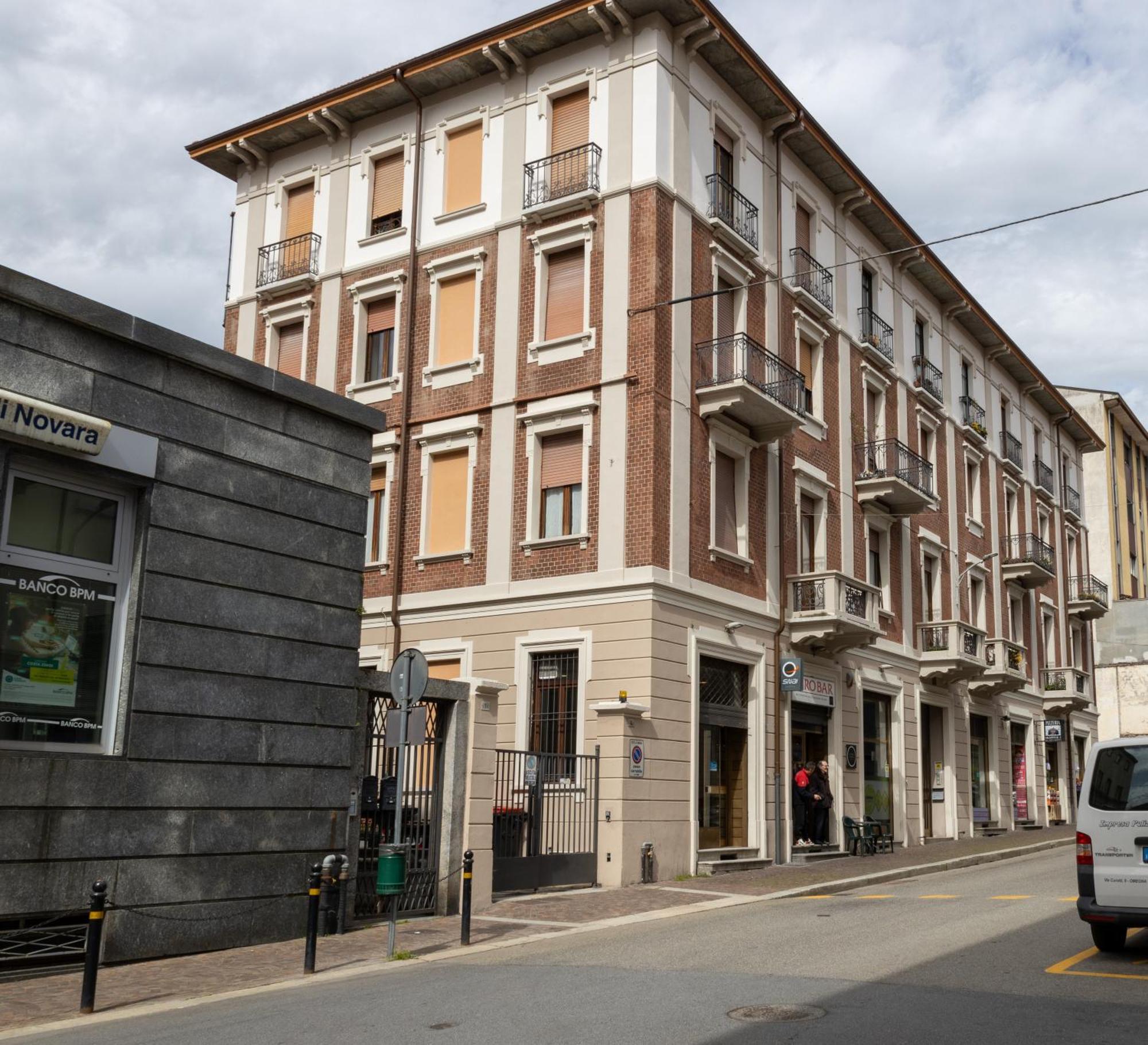 Elegante Appartamento Nel Cuore Di Omegna Exteriér fotografie